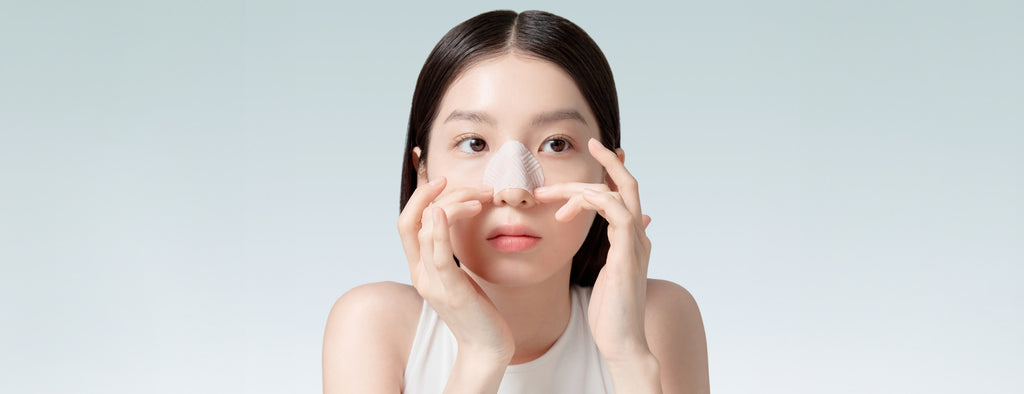 Abib Green LHA Pore Pad Clear Touch: split pads used on the cheeks
