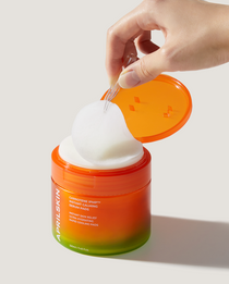 APRILSKIN Carrotene IPMP Instant Calming Serum Pads 80 pads / 220 ml - product presentation 4