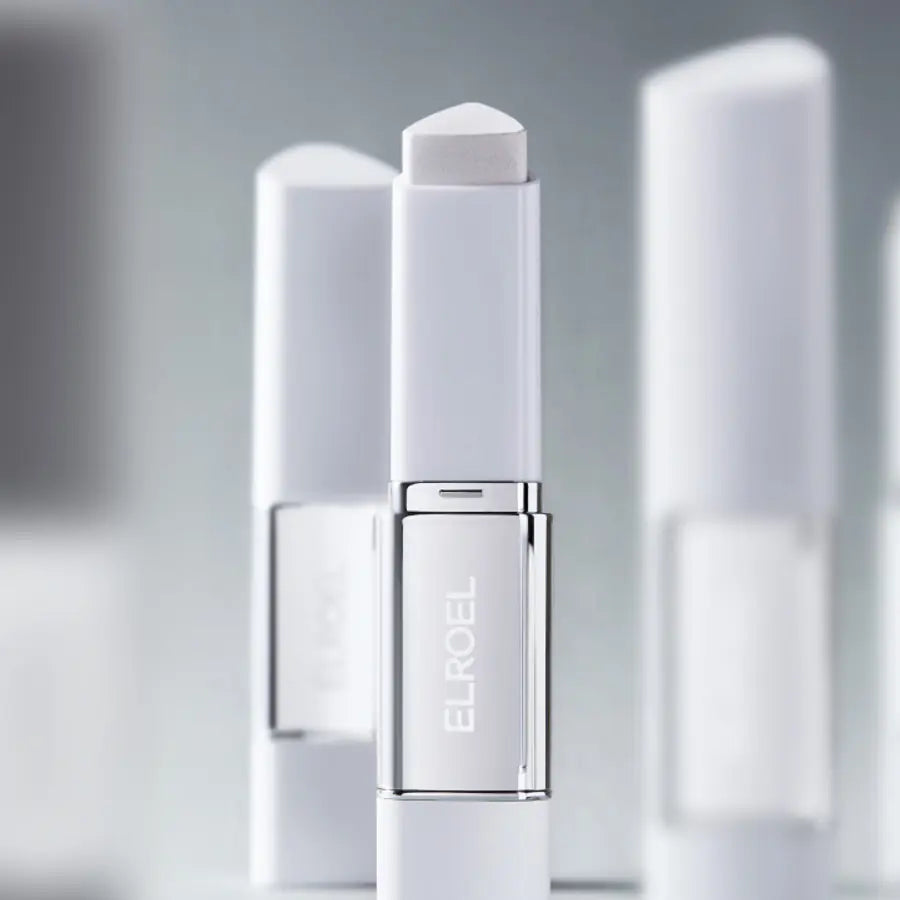 Cream tip and cap of Elroel Blanc Cover Cream Stick Medium