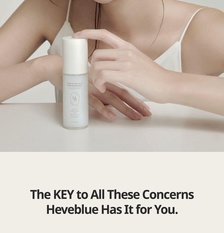 Heveblue Makeup Pro Ecto Namu Water Mist 50 ml — model holding the mist bottle.