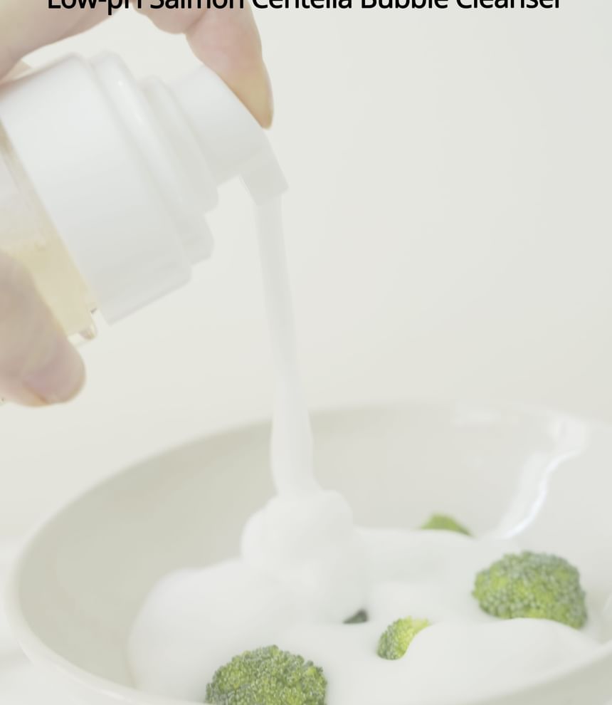 Heveblue Salmon Caring Centella Bubble Cleanser 200 ml — pump dispensing soft cleansing foam.