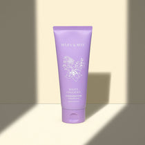 Mary&May White Collagen Cleansing Foam — Official gallery 8
