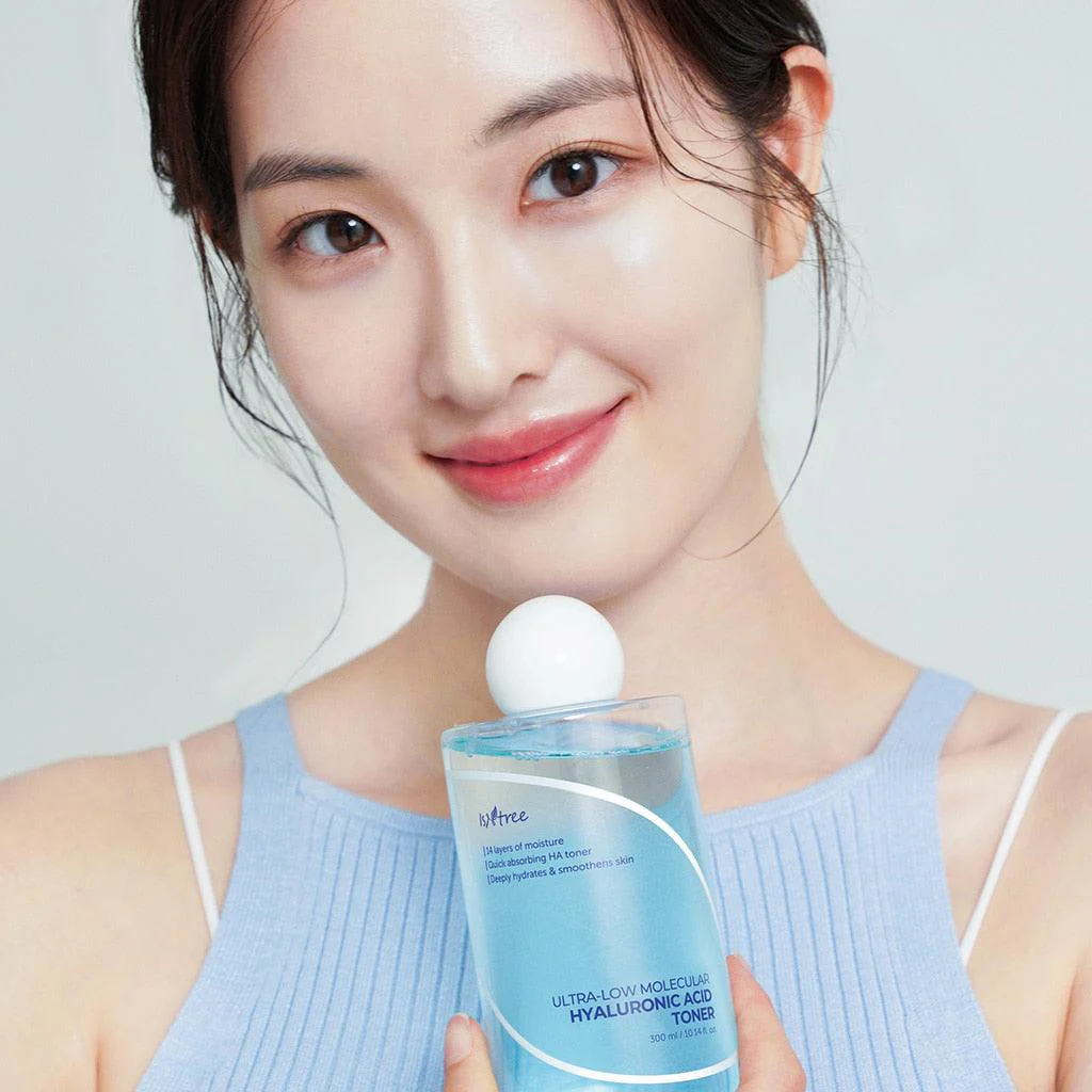 ISNTREE Ultra-Low Molecular Hyaluronic Acid Toner 300 ml